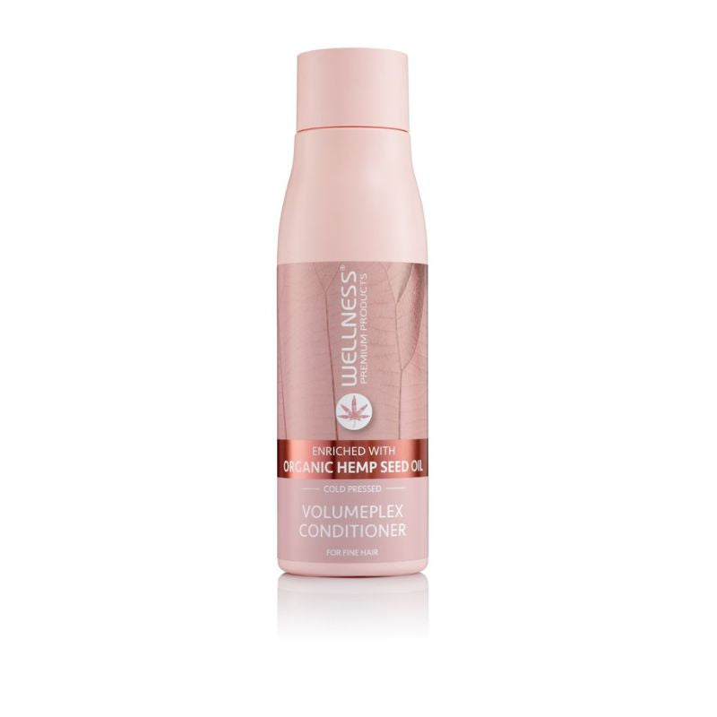 Nourishing shampoo with hyaluronic acid